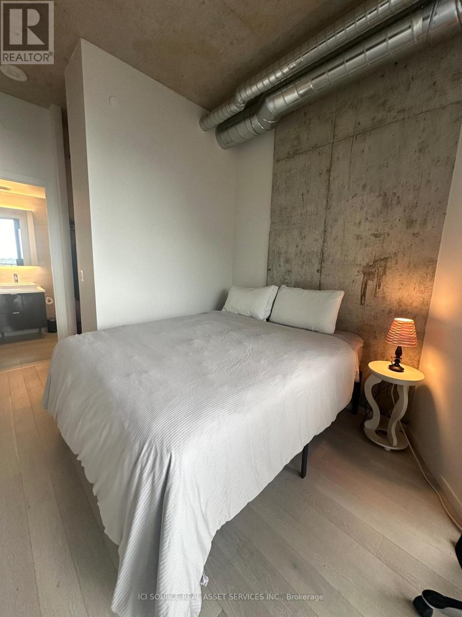 Apartment – 912 - 21 LAWREN HARRIS SQUARE, Toronto – photo 2