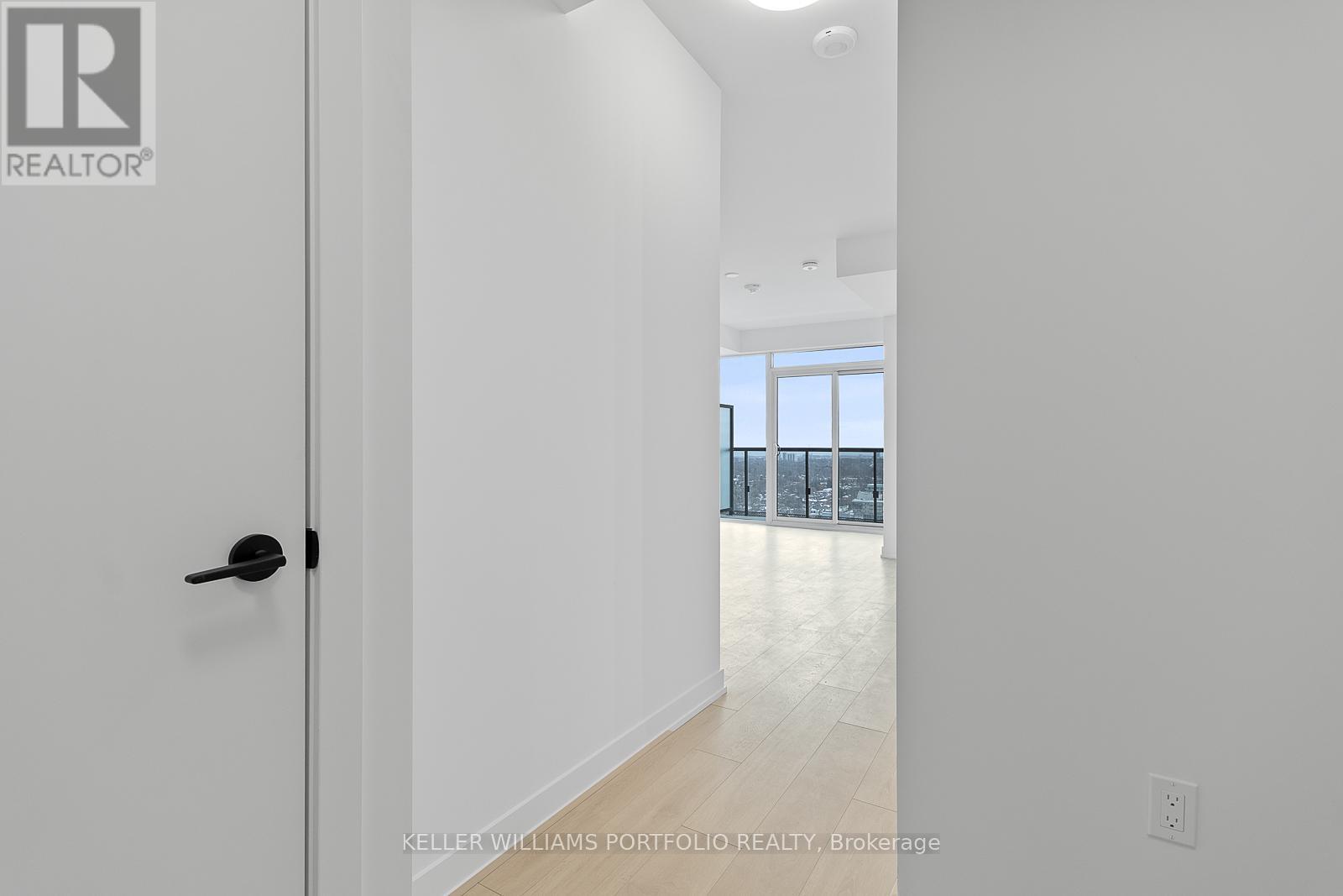 Apartment – 2201 - 127 BROADWAY AVENUE, Toronto – photo 2