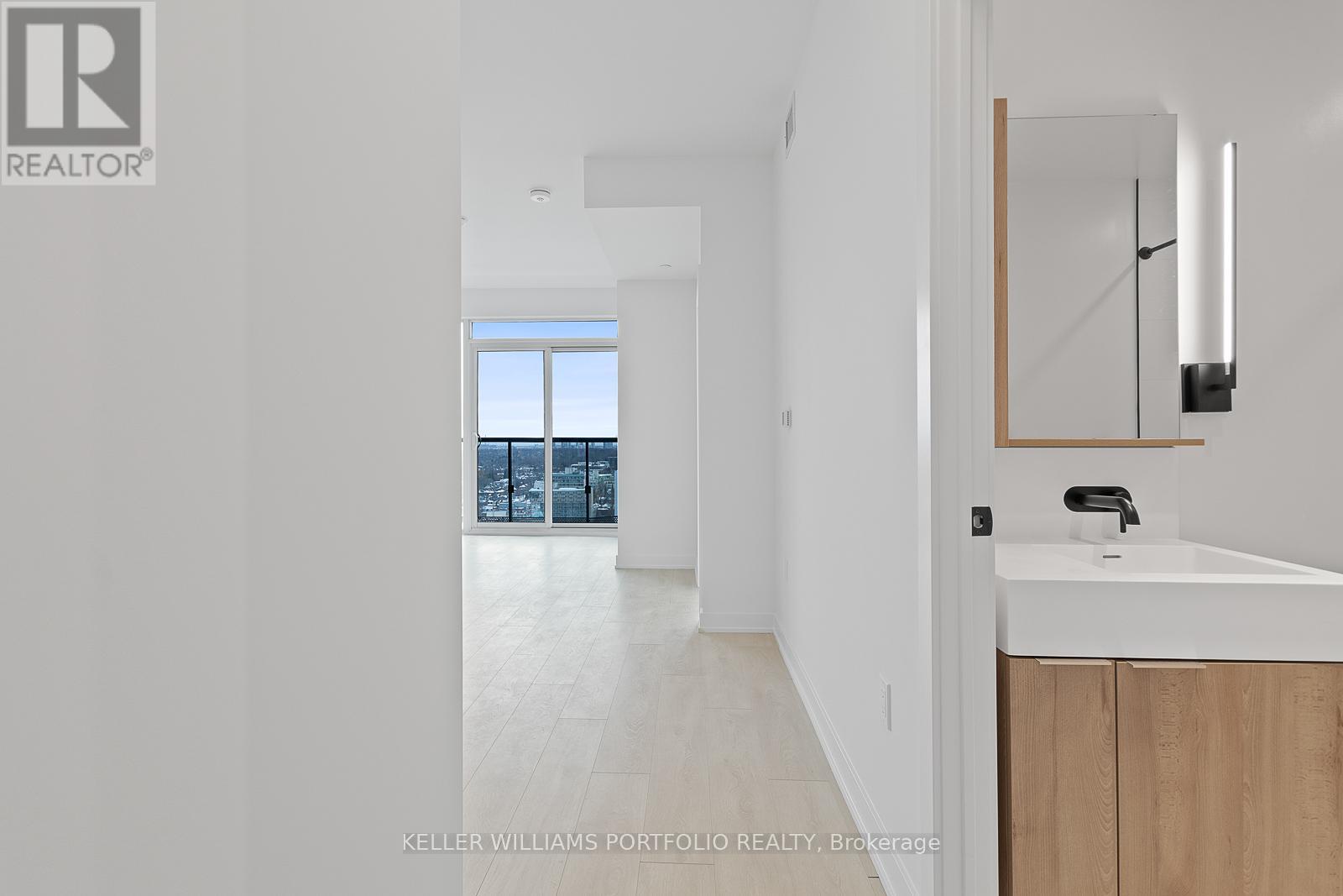 Apartment – 2201 - 127 BROADWAY AVENUE, Toronto – photo 4