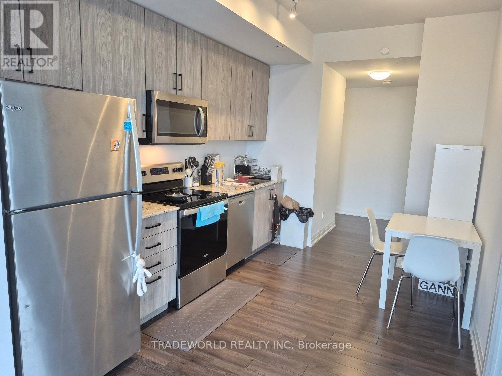 Apartment – 1004 - 10 MEADOWGLEN PLACE, Toronto – photo 2