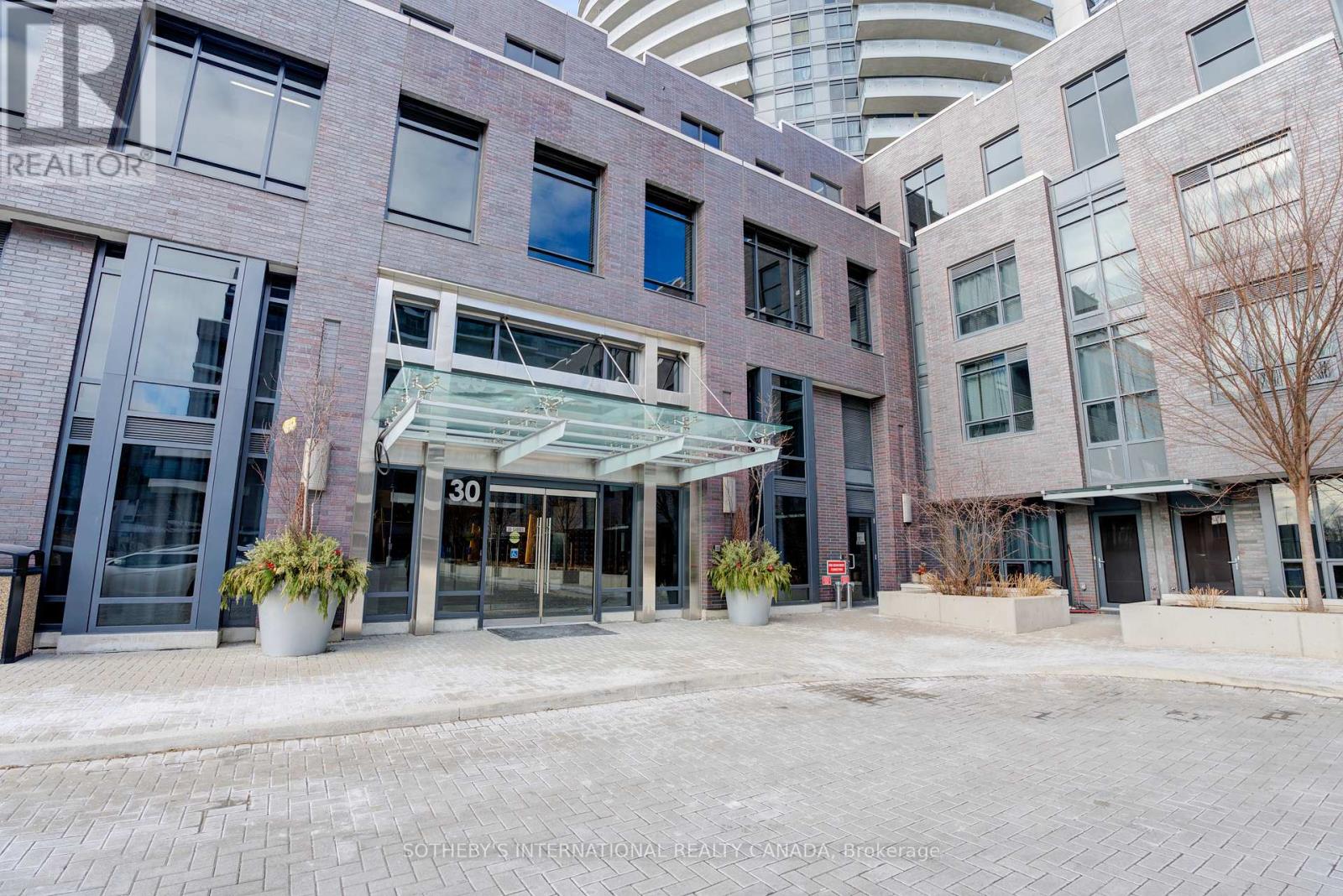 Apartment – 2006 - 30 GIBBS ROAD, Toronto – photo 2