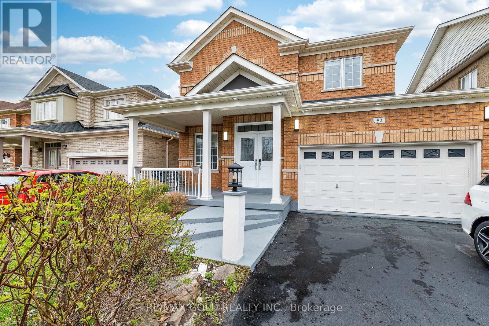 House – 52 MOLDOVAN DRIVE, Brampton – photo 2