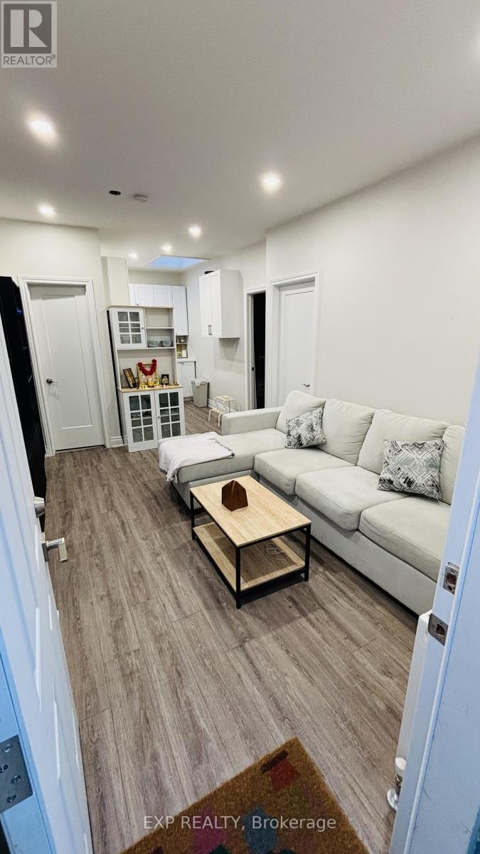 Other – 3 - 3289 LAKESHORE BOULEVARD W, Toronto – photo 3