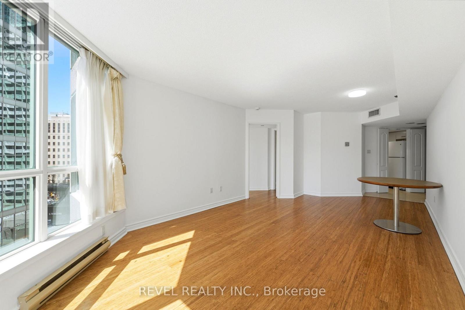 Apartment – 915 - 38 ELM STREET, Toronto – photo 5