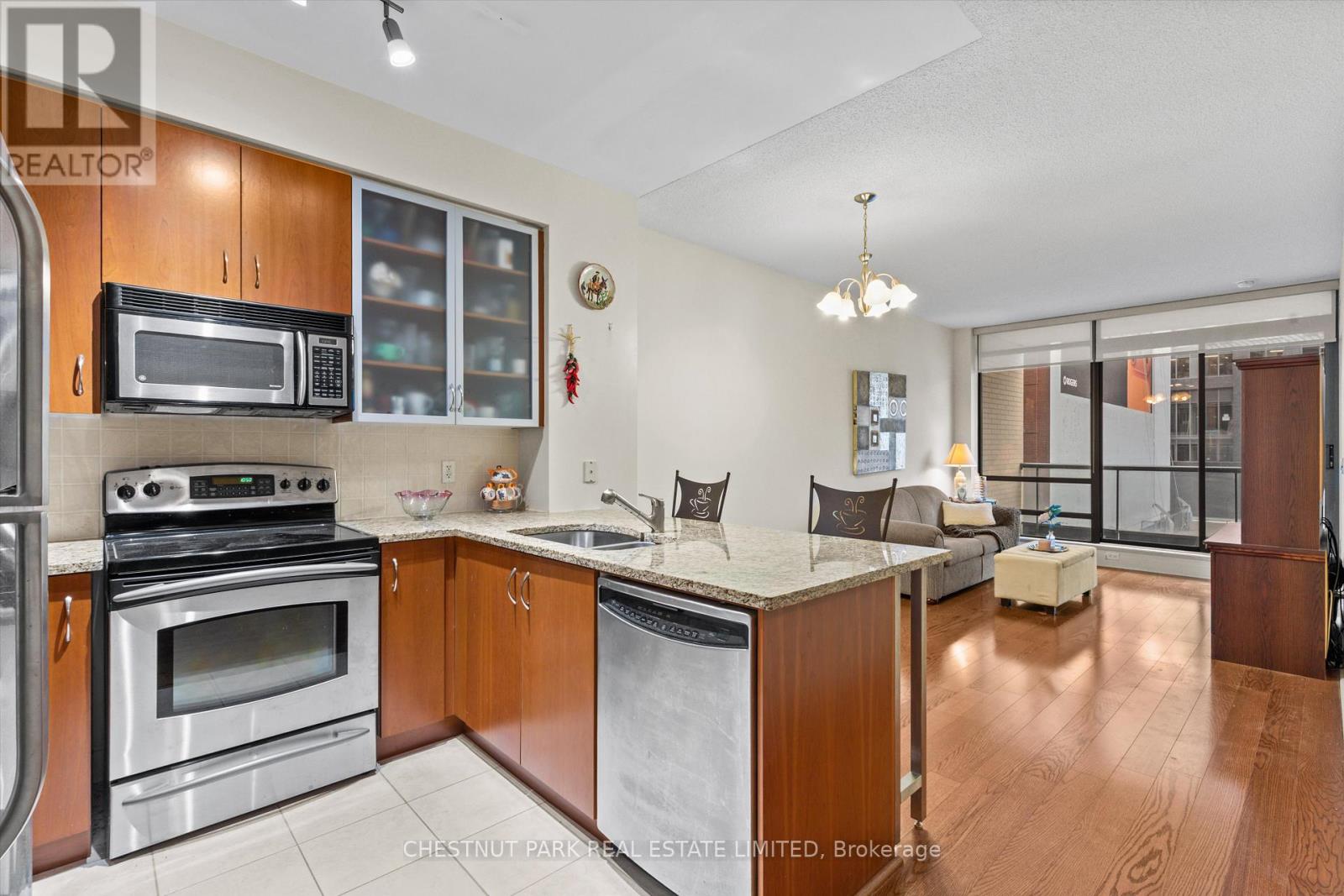 Apartment – 414 - 438 KING STREET W, Toronto – photo 3