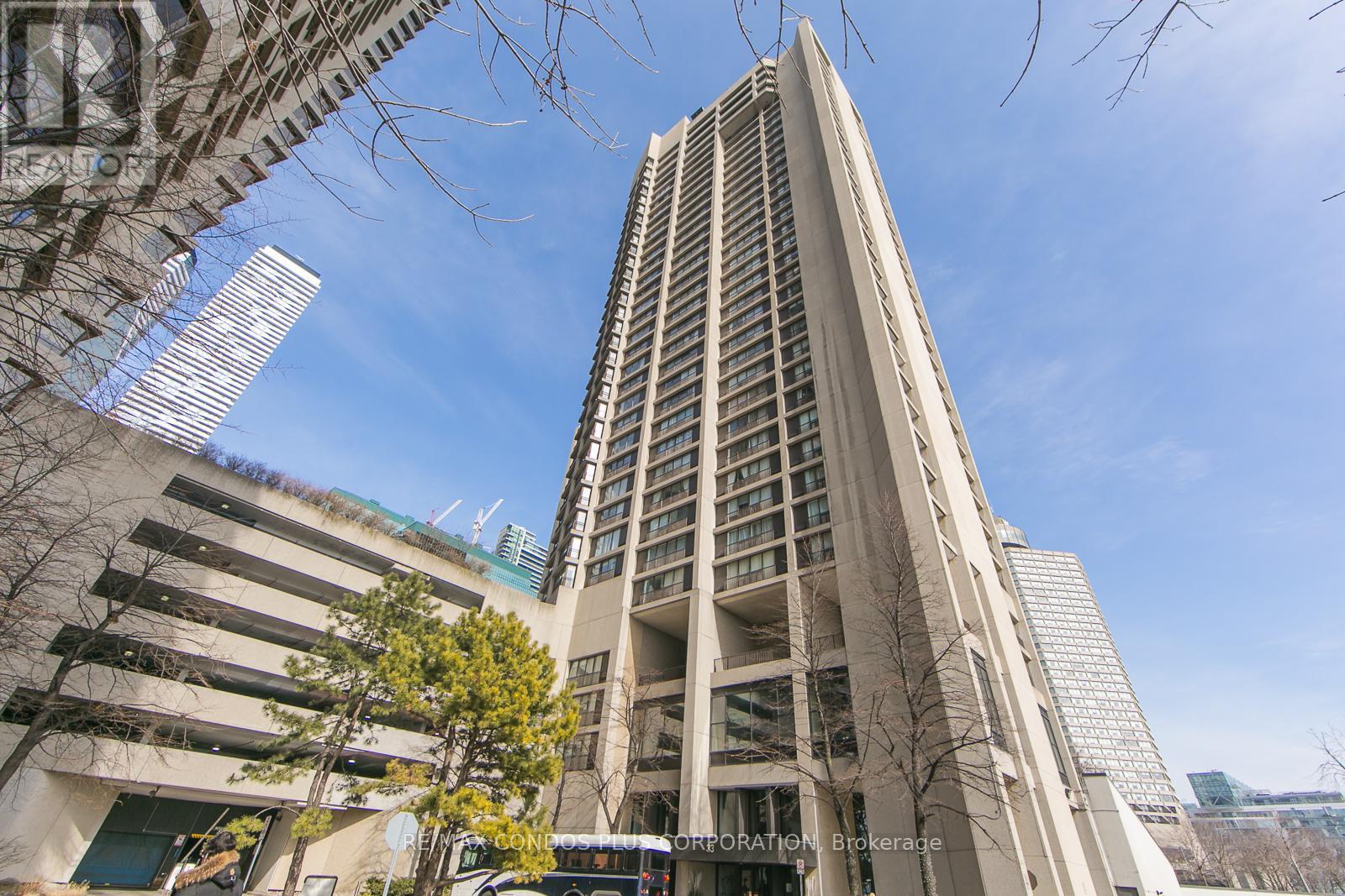 Apartment – 1001 - 33 HARBOUR SQUARE, Toronto – photo 2