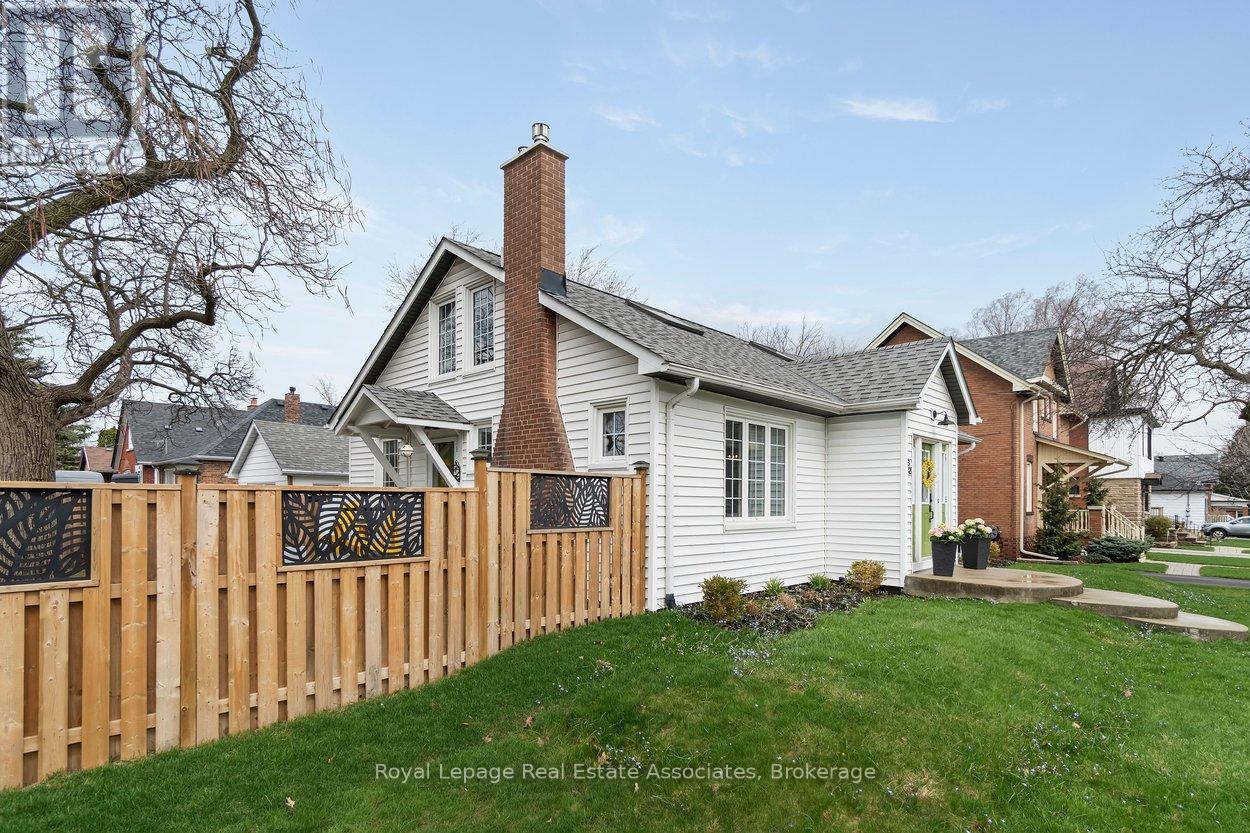House – 32 CRAIG STREET, Brampton – photo 3