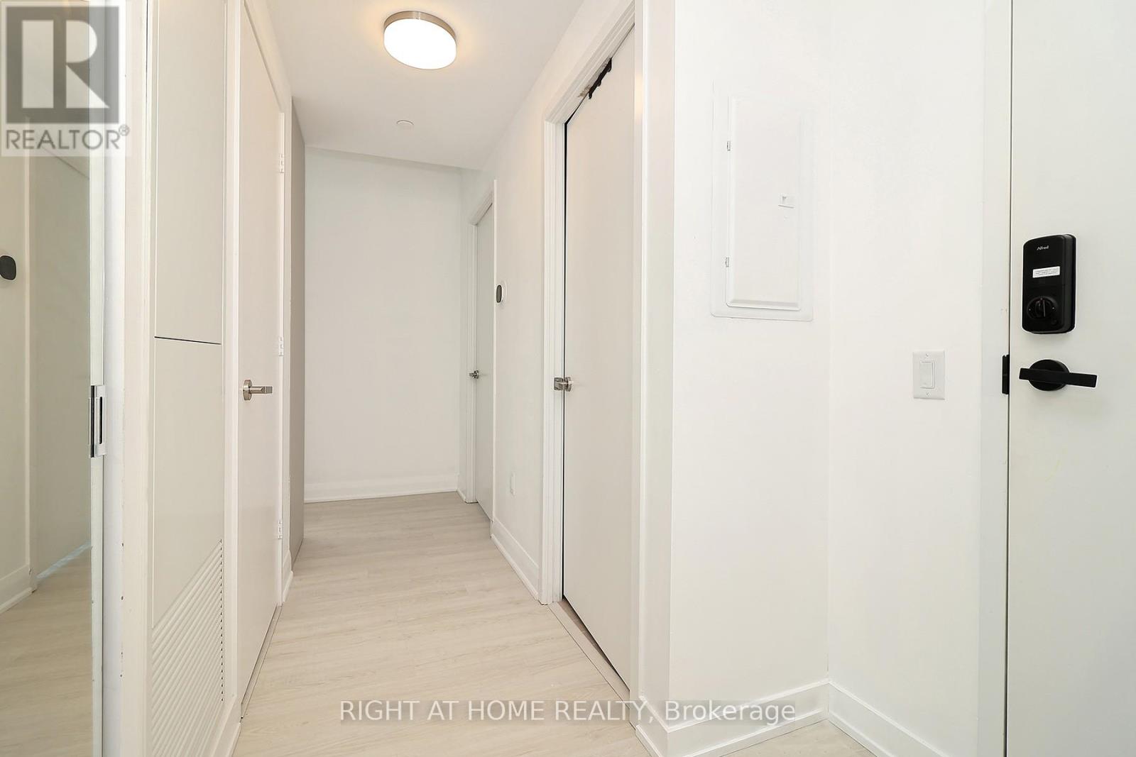 Apartment – 4203 - 3883 QUARTZ ROAD, Mississauga – photo 3
