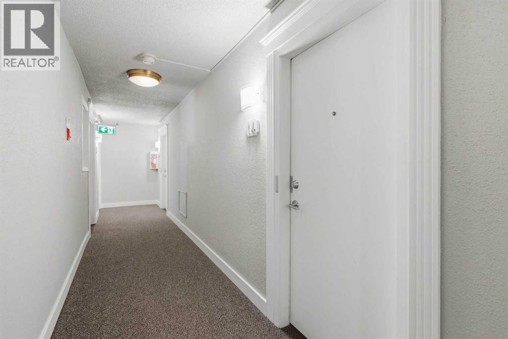 Apartment for Sale in 14D, 80 Galbraith Drive SW|Calgary, Alberta T3E4Z6 4