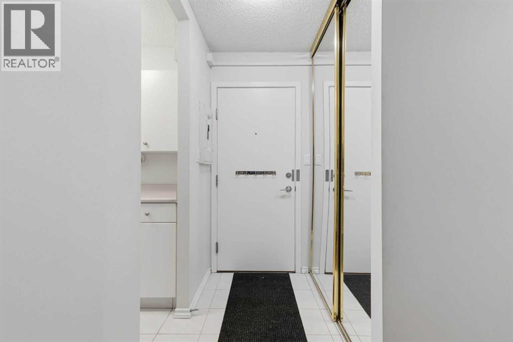 Apartment for Sale in 14D, 80 Galbraith Drive SW|Calgary, Alberta T3E4Z6 5