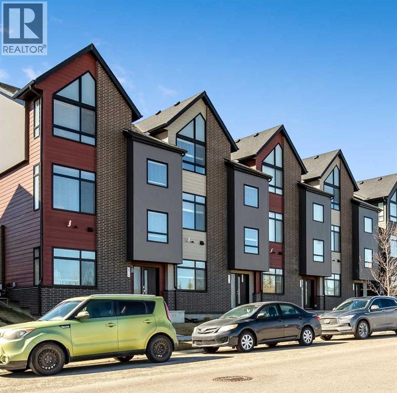 Row / Townhouse for Sale in 2919 136 Avenue NW|Calgary, Alberta T3P1K3