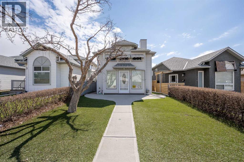 House for Sale in 136 Hunterhorn Drive NE|Calgary, Alberta T2K6H3 2