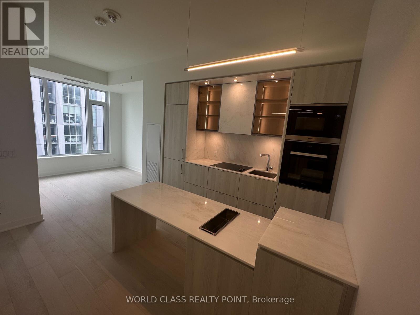 Apartment – 4705 - 11 YORKVILLE AVENUE, Toronto – photo 3