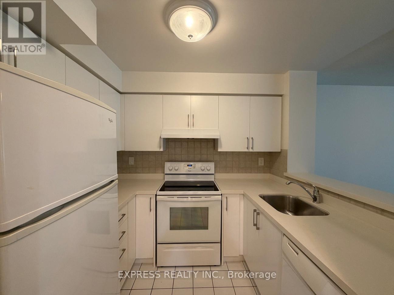 Apartment – 320 - 942 YONGE STREET, Toronto – photo 2