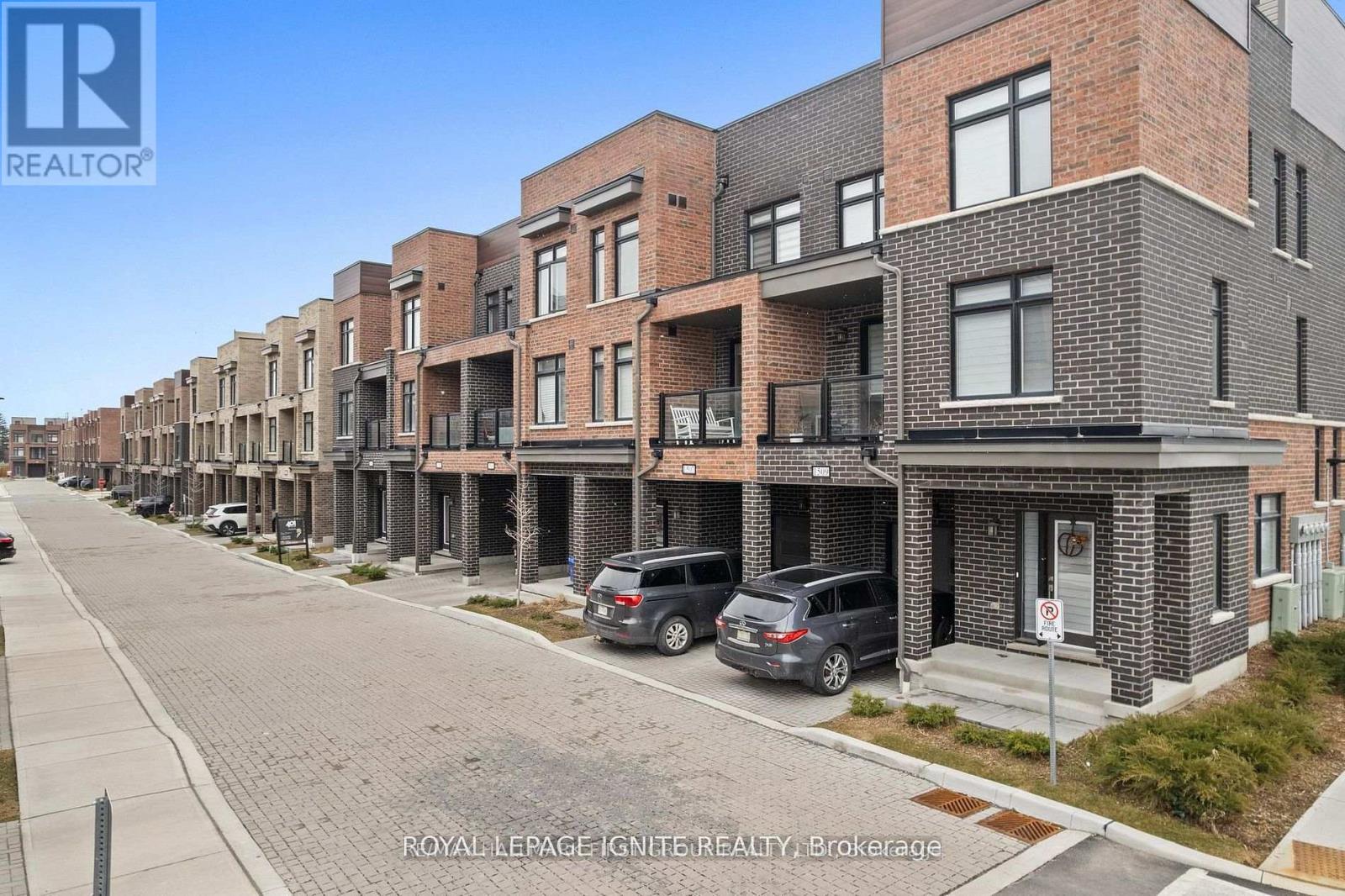 Row / Townhouse – 1501 - 1865 PICKERING PARKWAY, Pickering – photo 3