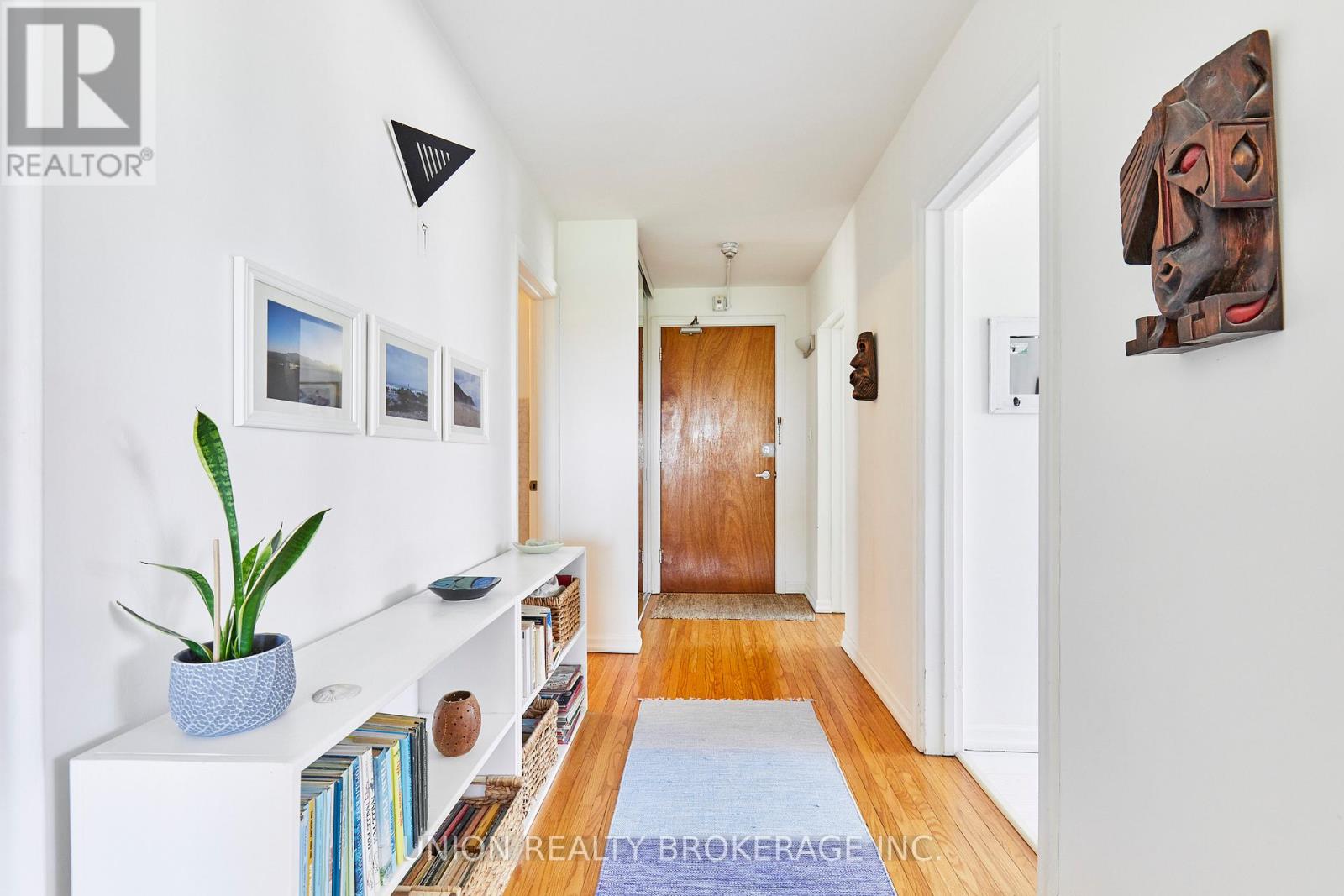 Apartment – 8 - 2378 QUEEN STREET E, Toronto – photo 2