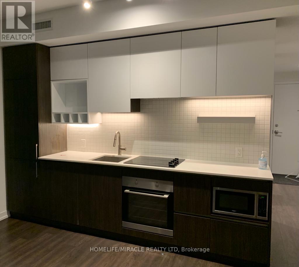 Apartment – 2002 - 5 BUTTERMILL AVENUE, Vaughan – photo 3
