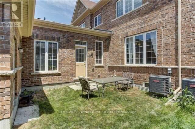 Row / Townhouse – 310 BARONS STREET, Vaughan – photo 3