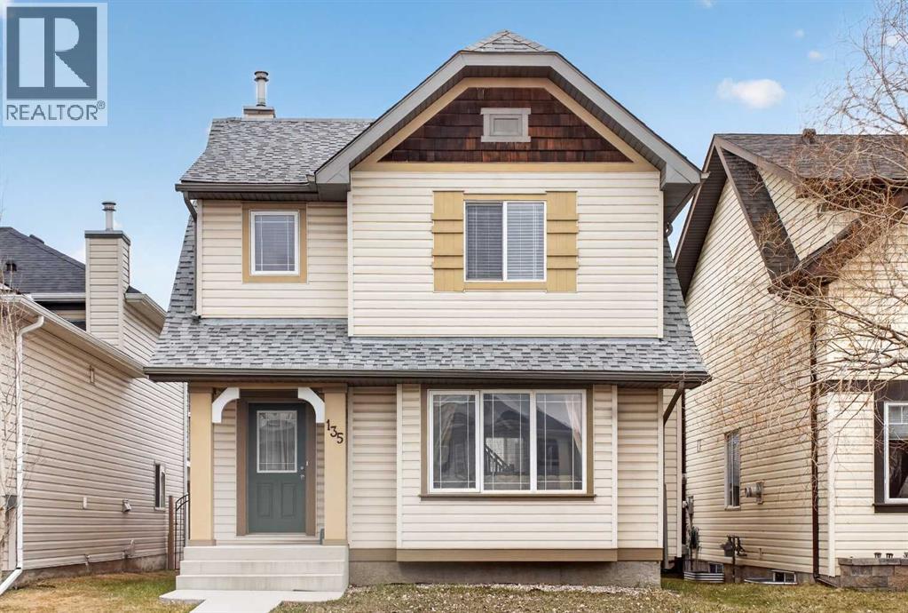 House for Sale in 135 Copperstone Grove SE|Calgary, Alberta T2Z4X8