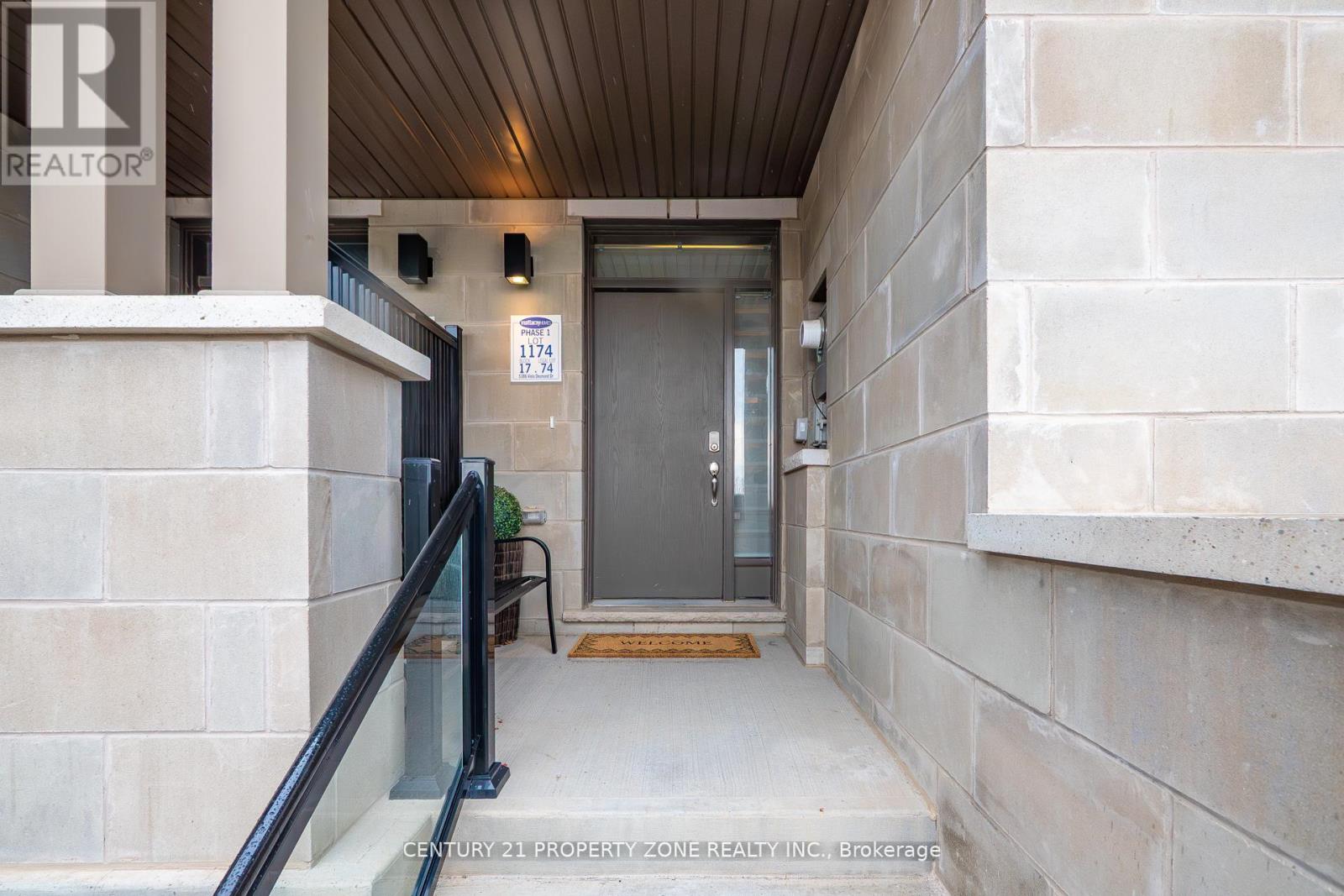 Row / Townhouse – 5186 VIOLA DESMOND DRIVE, Mississauga – photo 2