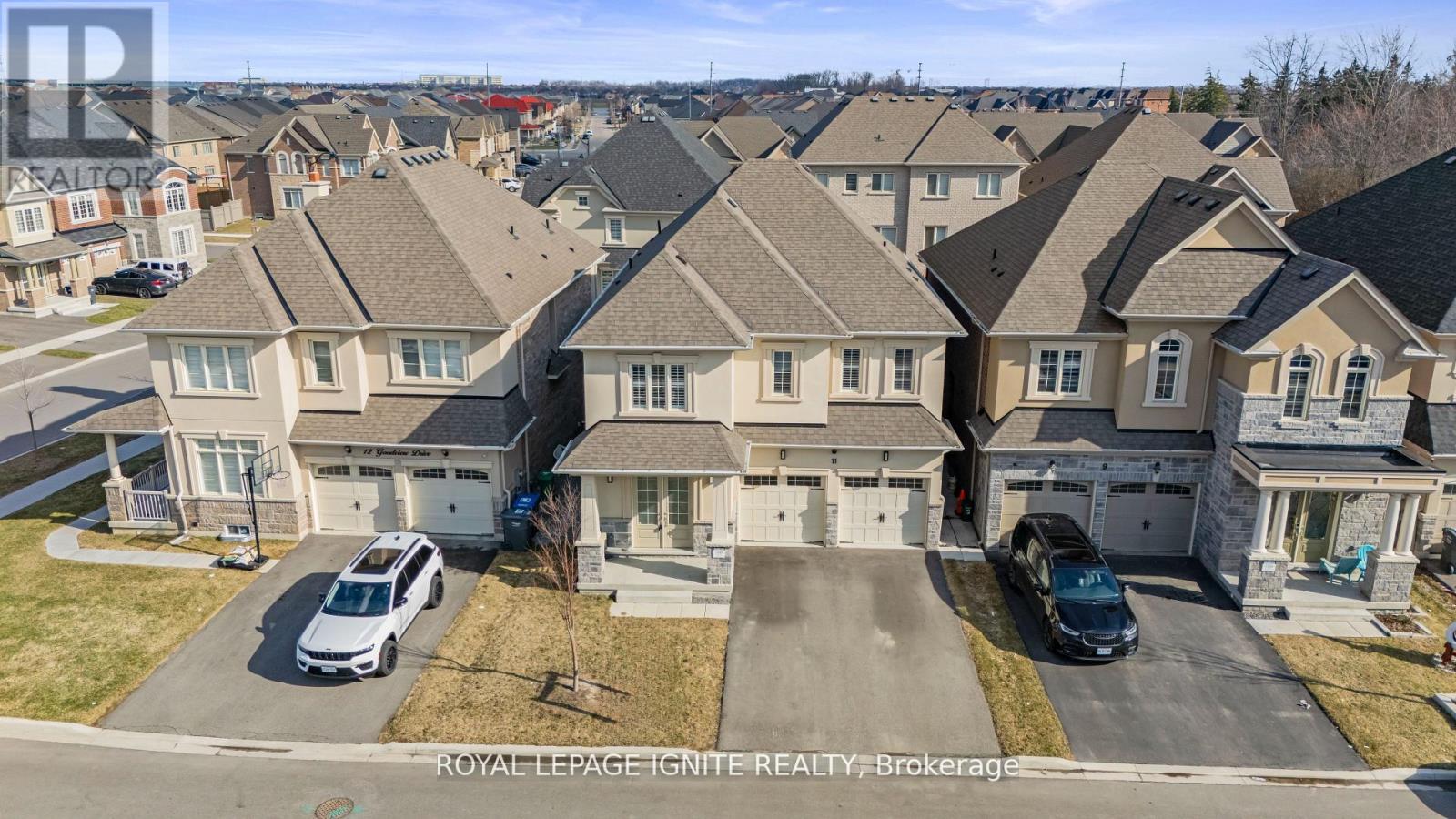 House – 11 JENWOOD CRESCENT, Brampton – photo 3
