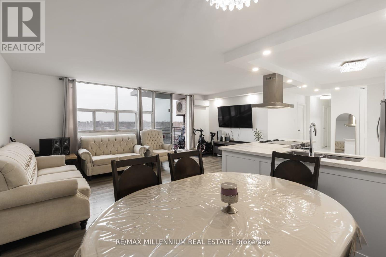 Apartment – 706 - 2645 KIPLING AVENUE W, Toronto – photo 3