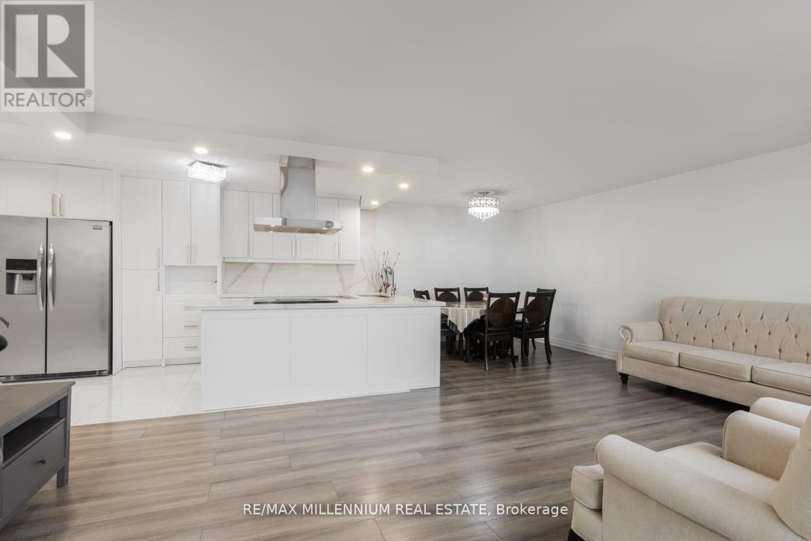 Apartment – 706 - 2645 KIPLING AVENUE W, Toronto – photo 4