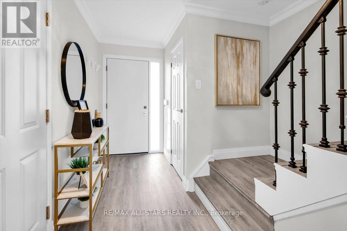 House – 687 CARRYING PLACE, Mississauga – photo 4