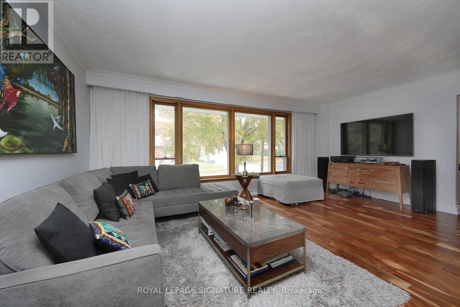 House – 3 KEYWELL COURT, Toronto – photo 2