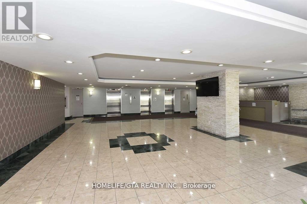 Apartment – 1409 - 41 MARKBROOK LANE, Toronto – photo 2