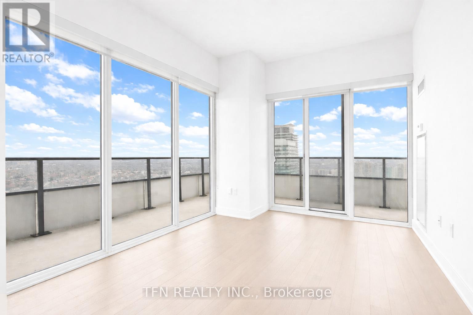 Apartment – 4703 - 20 SHORE BREEZE DRIVE, Toronto – photo 2