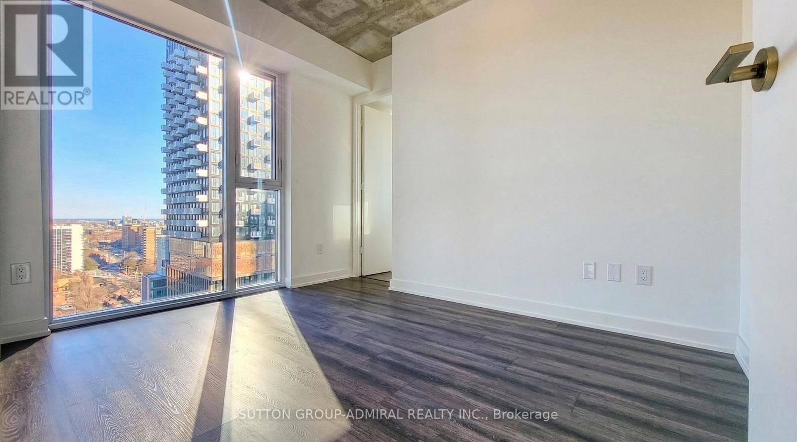 Apartment – 1901 - 65 MUTUAL STREET, Toronto – photo 2