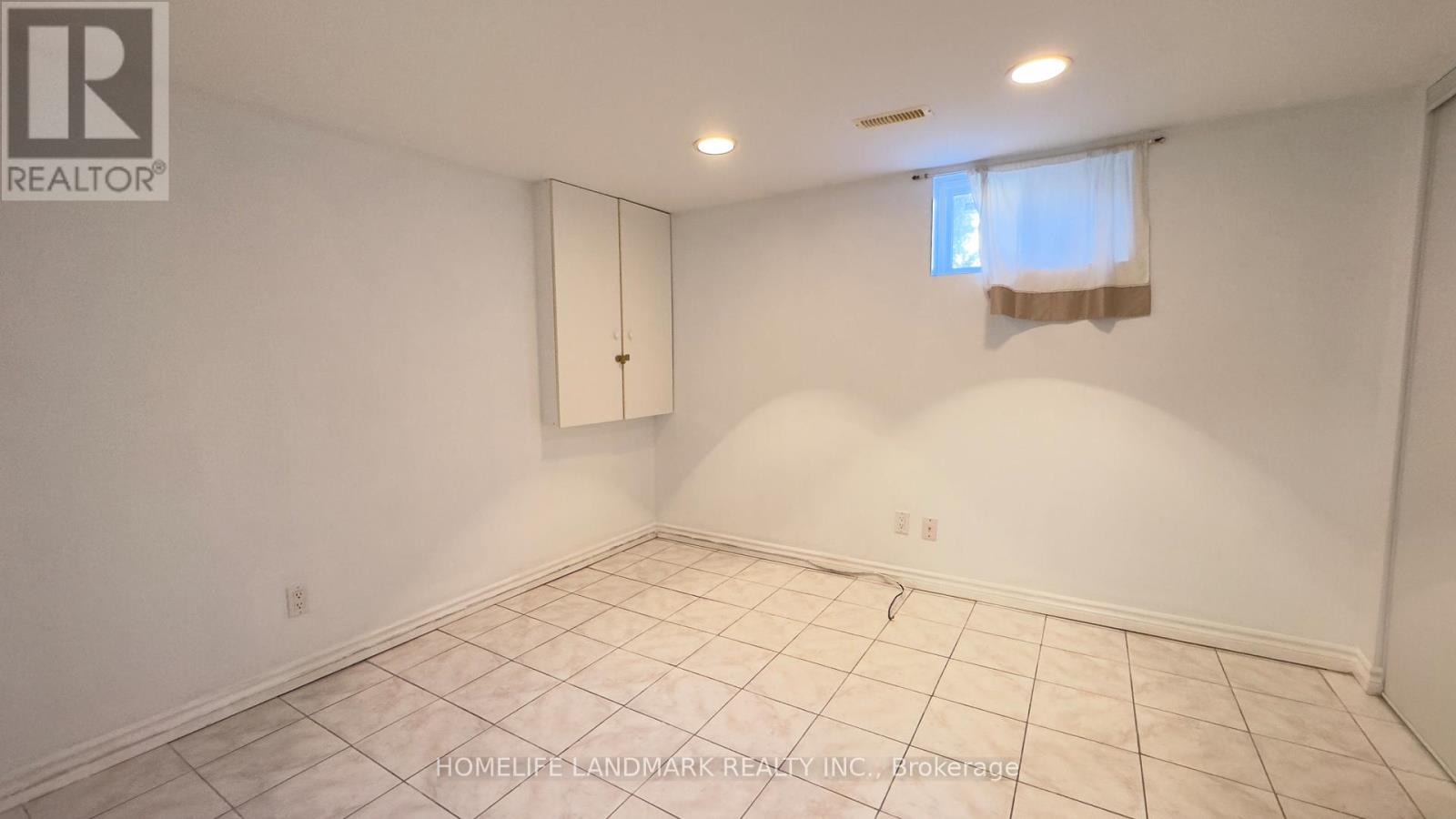 House – 35 LAMBETH SQUARE, Toronto – photo 5