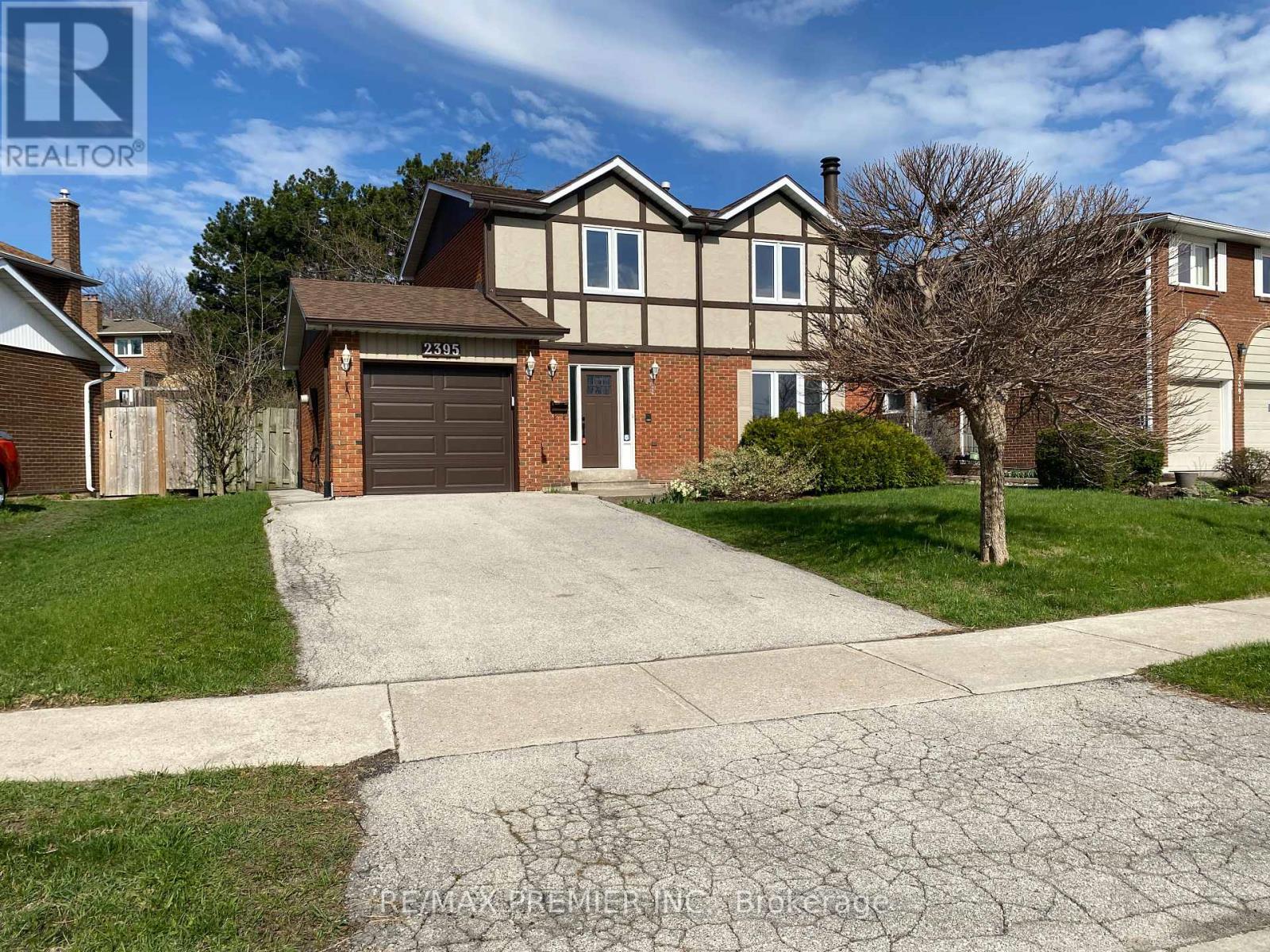 House – 2395 BENEDET DRIVE, Mississauga – photo 2
