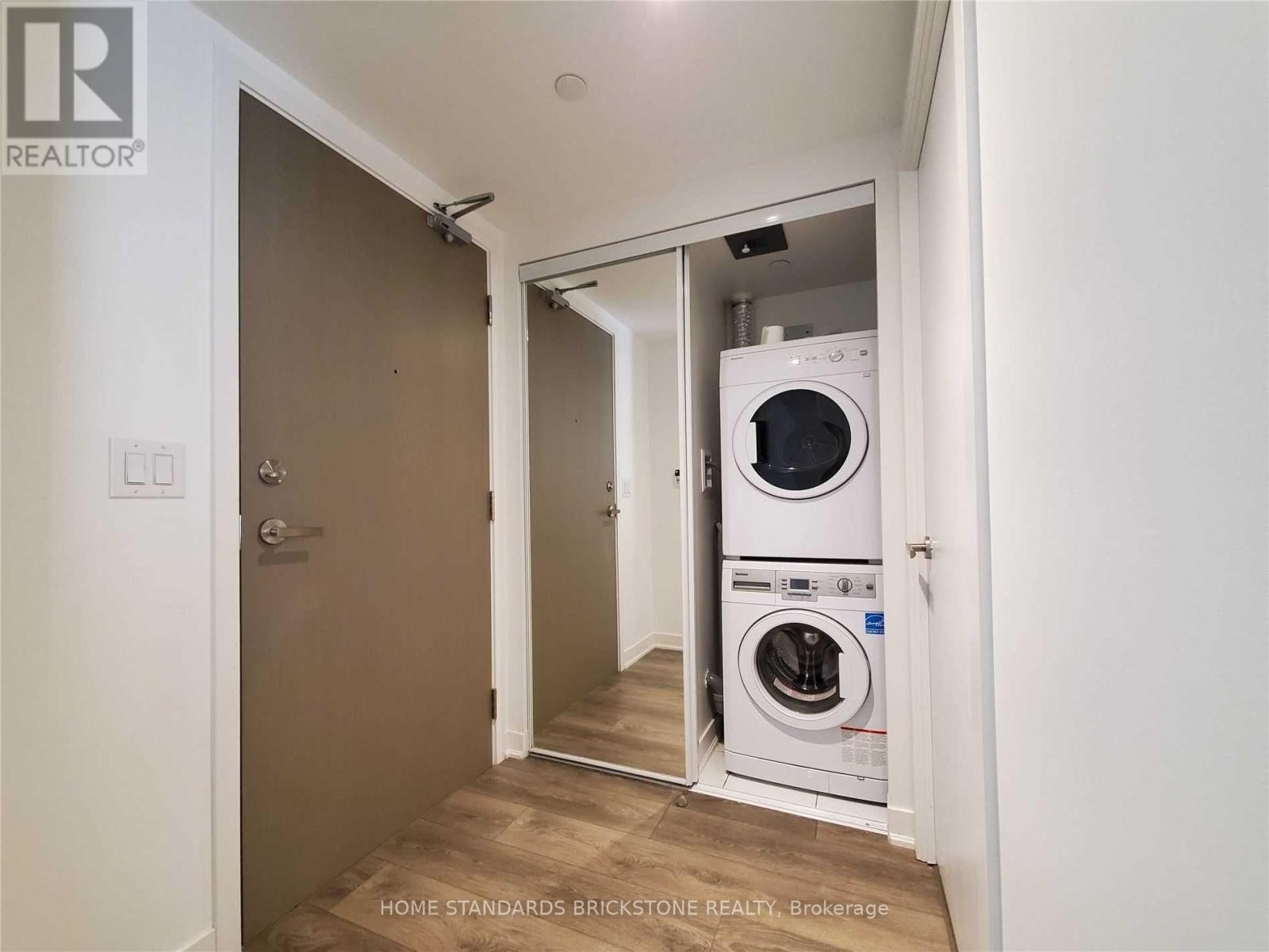 Apartment – 1505 - 88 HARBOUR STREET, Toronto – photo 3