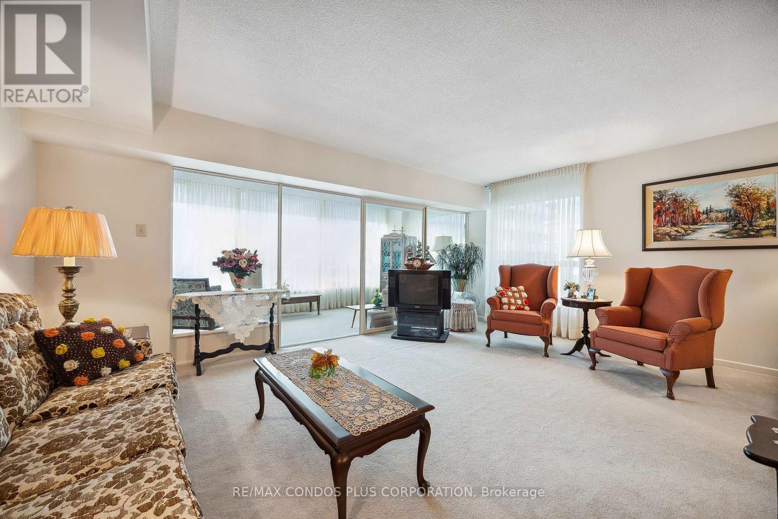 Apartment – 902 - 62 WELLESLEY STREET W, Toronto – photo 2