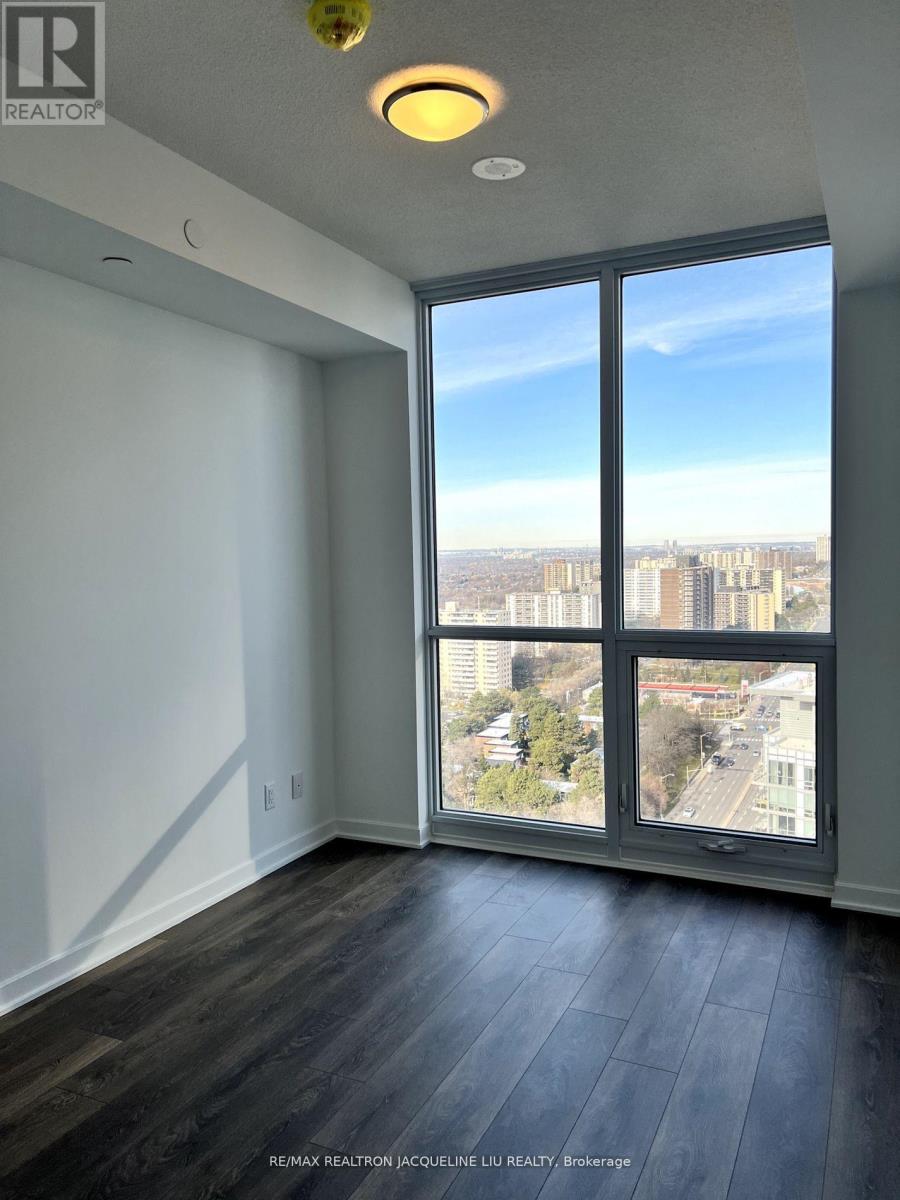 Apartment – 2010 - 38 FOREST MANOR ROAD, Toronto – photo 4