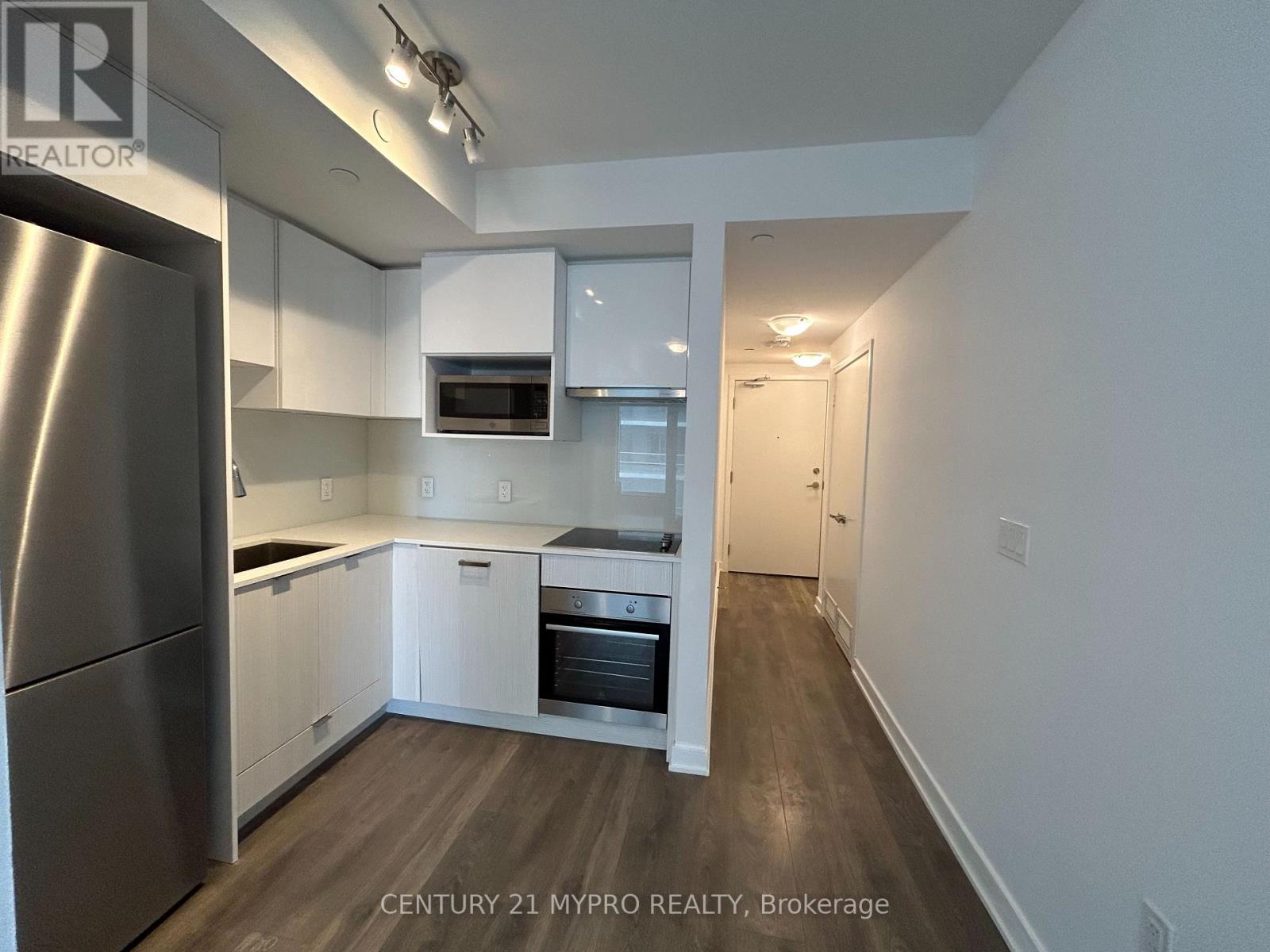 Single Family – 2714 - 195 REDPATH AVENUE, Toronto – photo 3