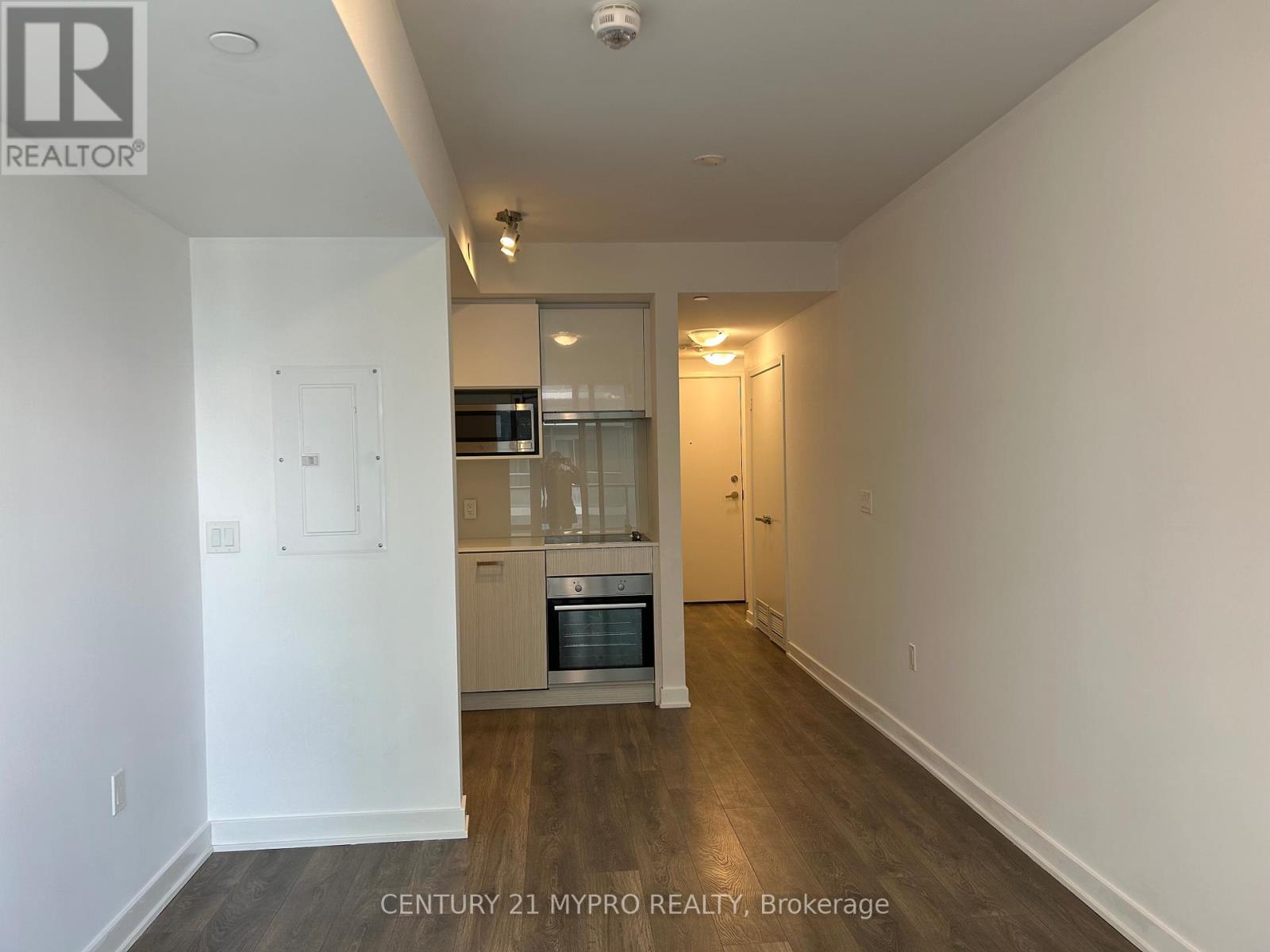 Single Family – 2714 - 195 REDPATH AVENUE, Toronto – photo 5