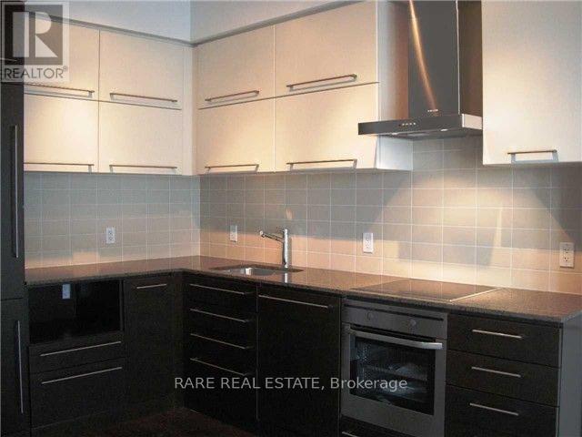 Apartment – 1411 - 770 BAY STREET, Toronto – photo 3
