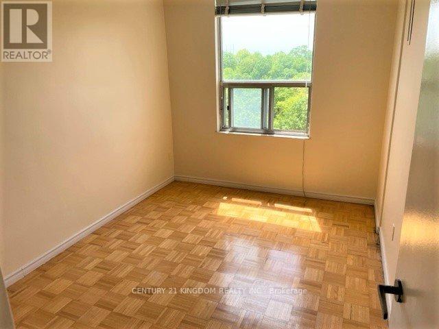Apartment – 1209 - 20 EDGECLIFF GOLFWAY E, Toronto – photo 2