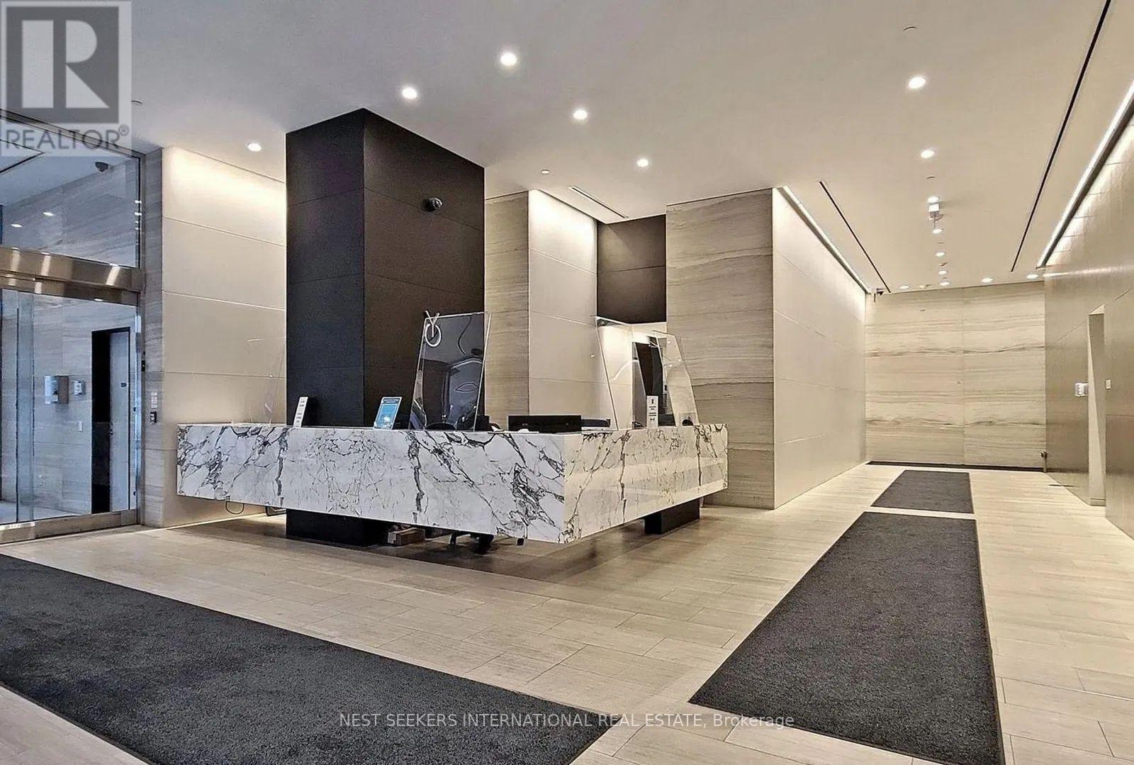 Apartment – 5502 - 7 GRENVILLE STREET, Toronto – photo 3