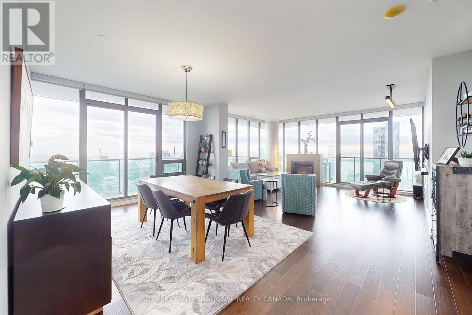 Apartment – 4204 - 33 LOMBARD STREET, Toronto – photo 3