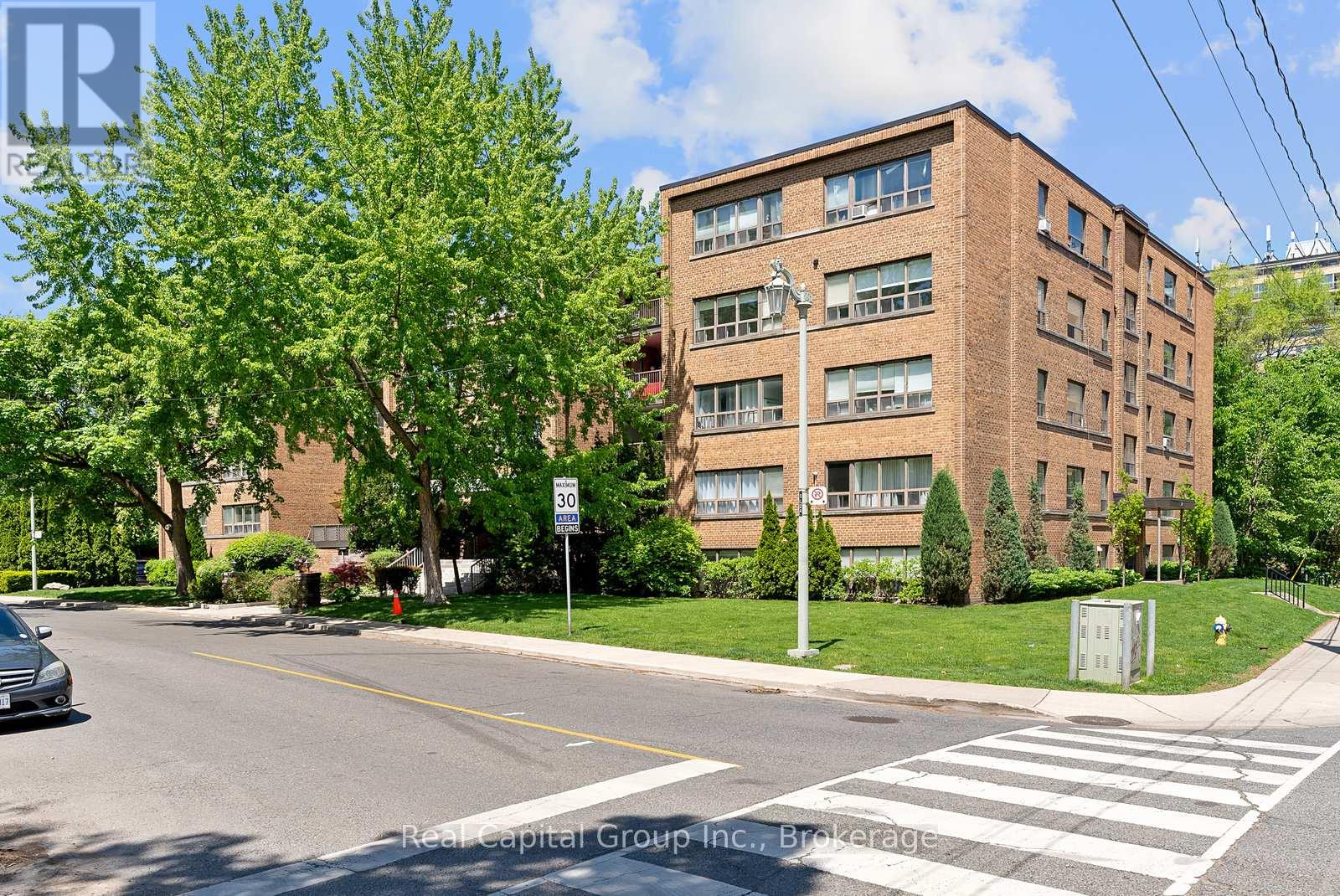 Apartment – 311 - 24 SHALLMAR BOULEVARD, Toronto – photo 2