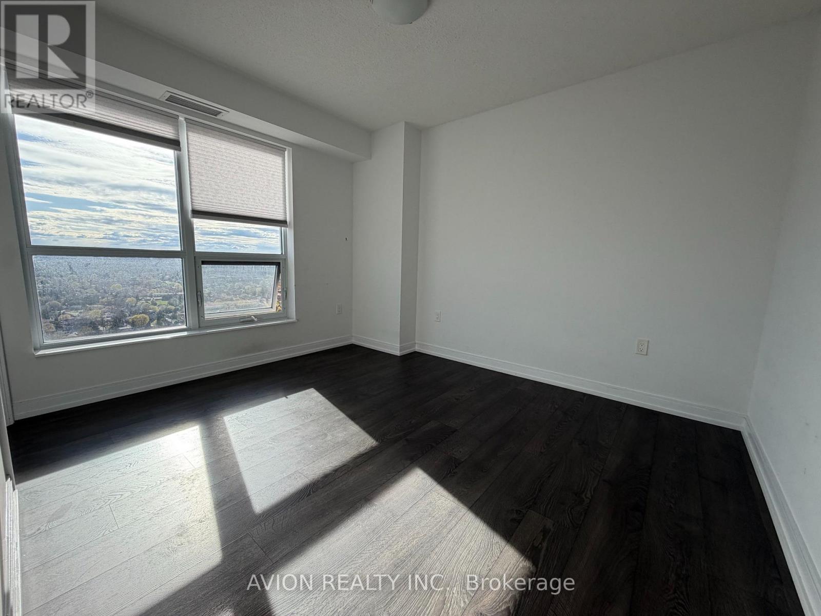 Apartment – 2722 - 275 VILLAGE GREEN SQUARE, Toronto – photo 3