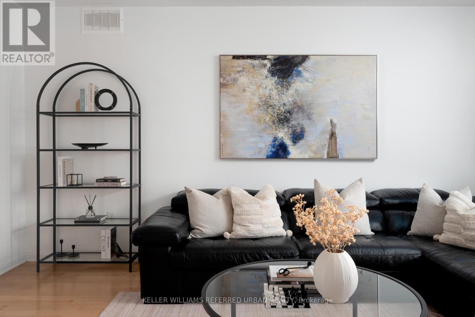 Row / Townhouse – 11 WINKLER TERRACE, Toronto – photo 5