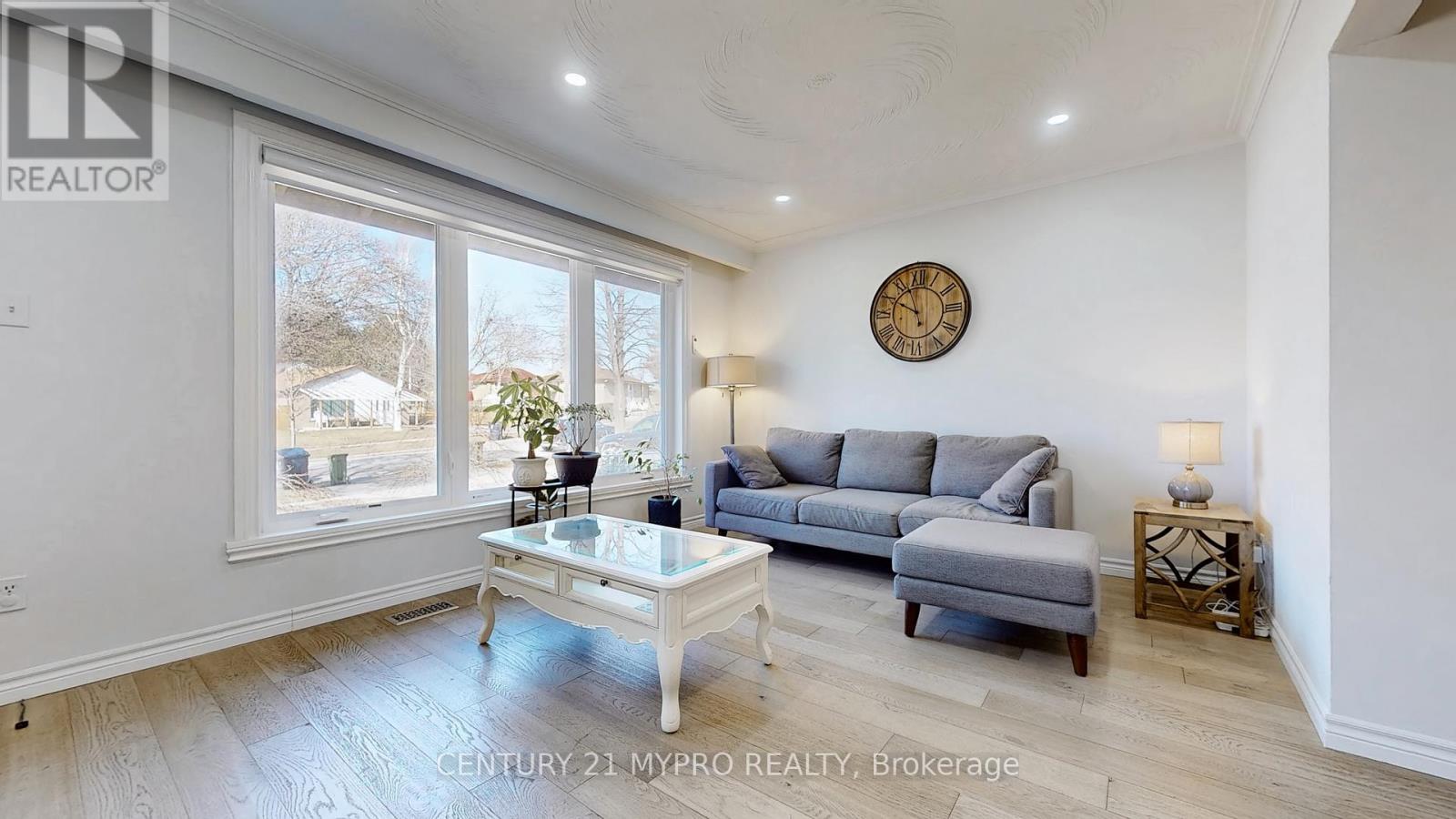 Duplex – MAIN - 56 BAILEY CRESCENT, Toronto – photo 4