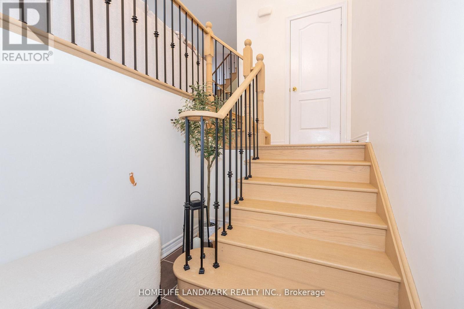 Row / Townhouse – 51 - 8777 DUFFERIN STREET, Vaughan – photo 3