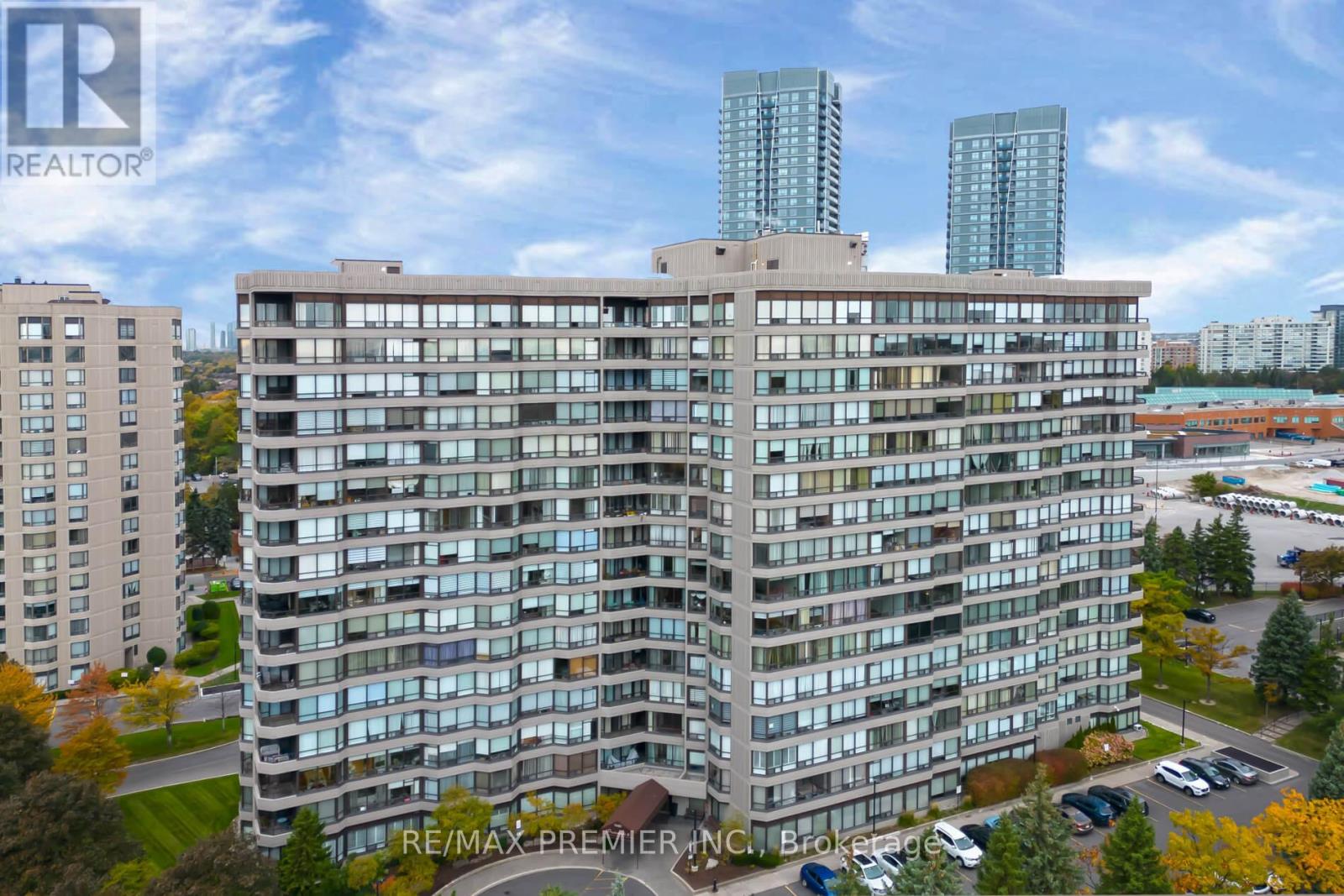 Apartment – 1614 - 7440 BATHURST STREET, Vaughan – photo 2