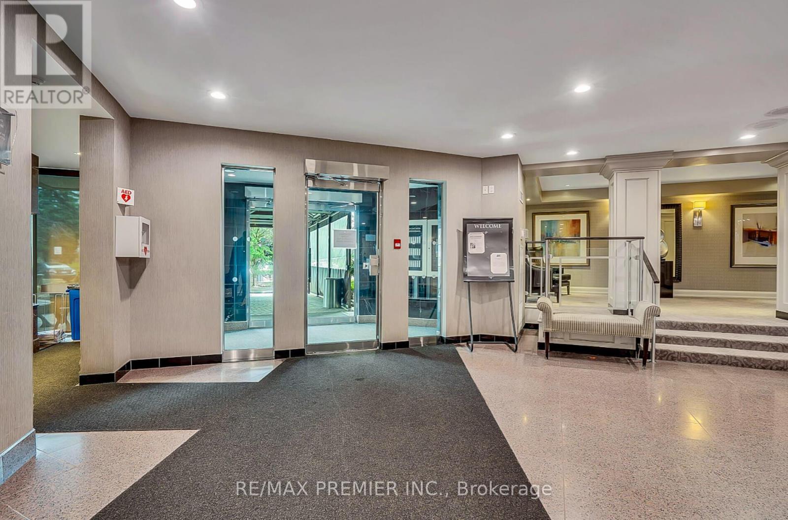 Apartment – 1614 - 7440 BATHURST STREET, Vaughan – photo 3